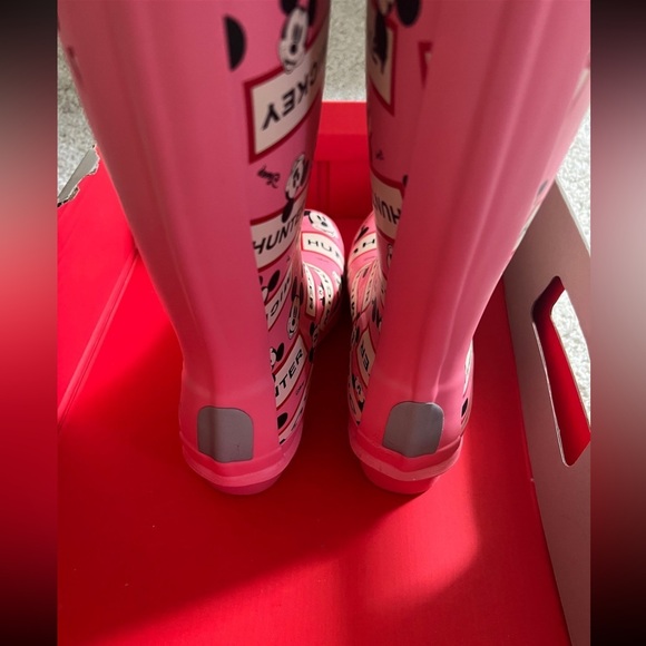 Hunter Kids Pink Mickey Mouse Rain Boots - Picture 10 of 12